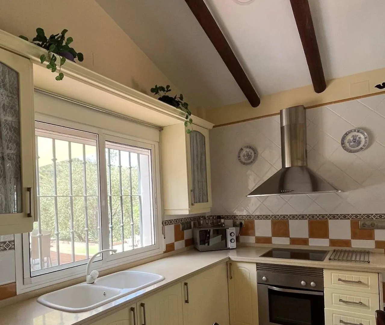 Chalet Villa Paloma Archez Spain
